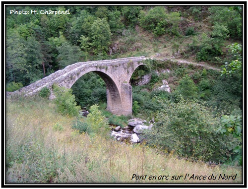 Pont en arc sur l'Ance du Nord