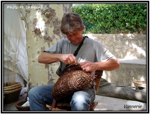 Panier de pche en osier - vannerie